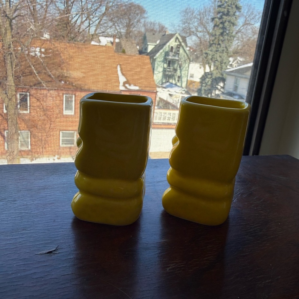 Yellow Tiki Shot Glass NWT (x2) - Picture 4 of 5